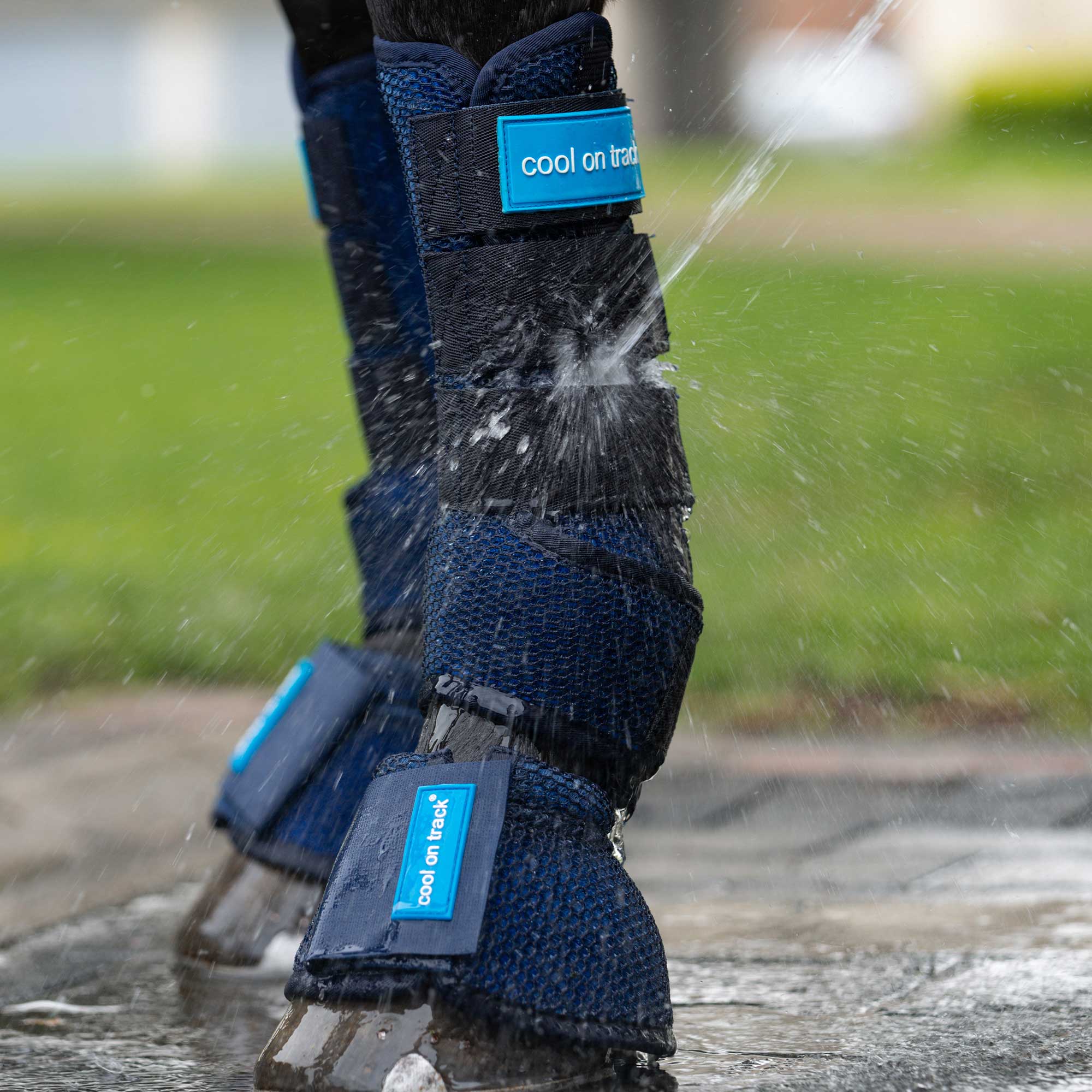 Cool on Track - Cooling Bell Boots