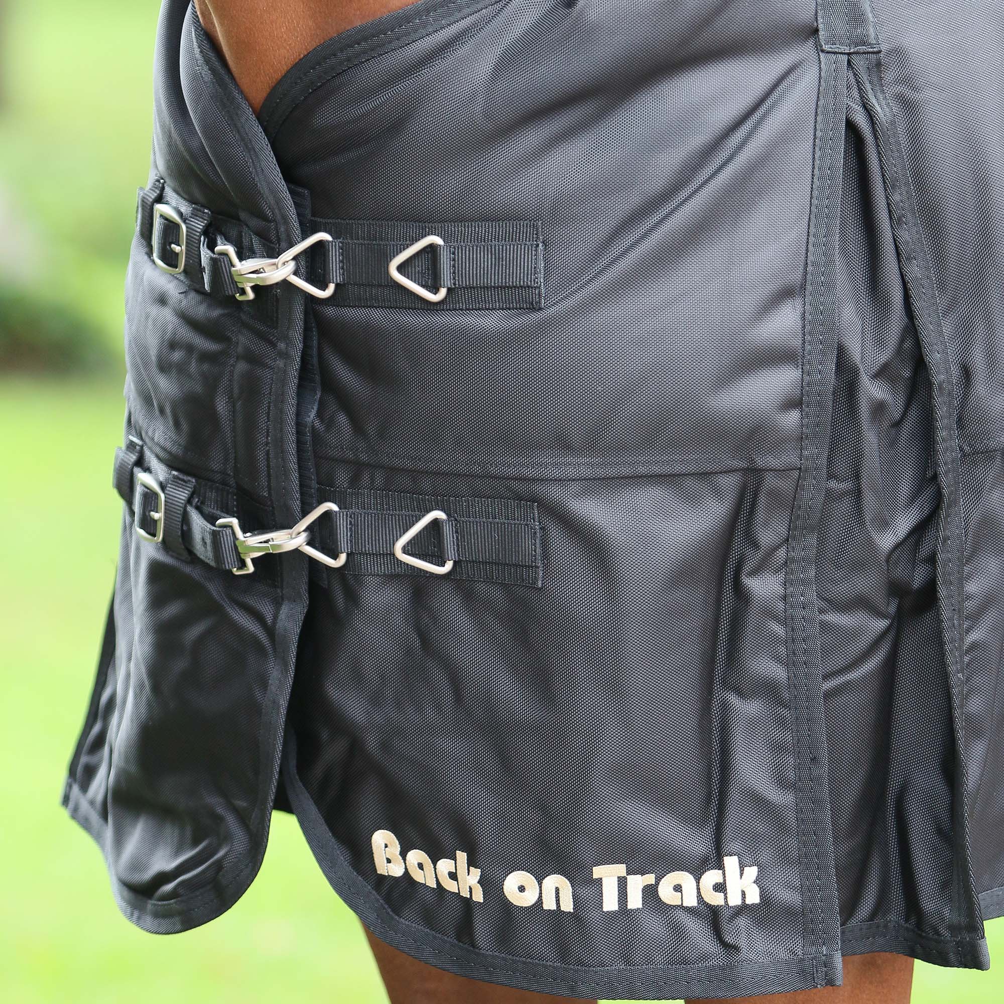 Rug Frost 330 gr - Back on Track Sverige (5300186349723)