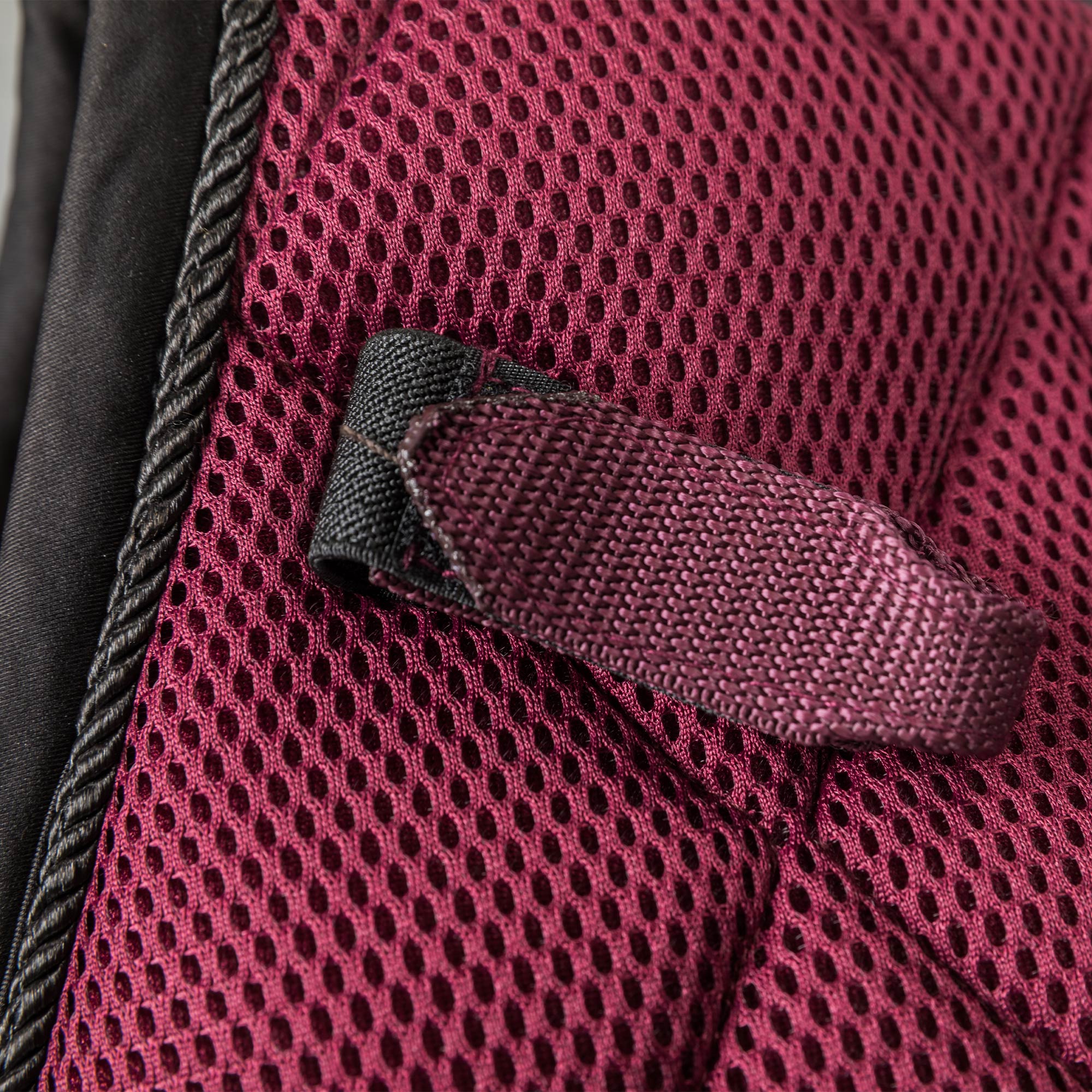 "AirFlow" Saddle Pad 3D Mesh Dressage - Wine