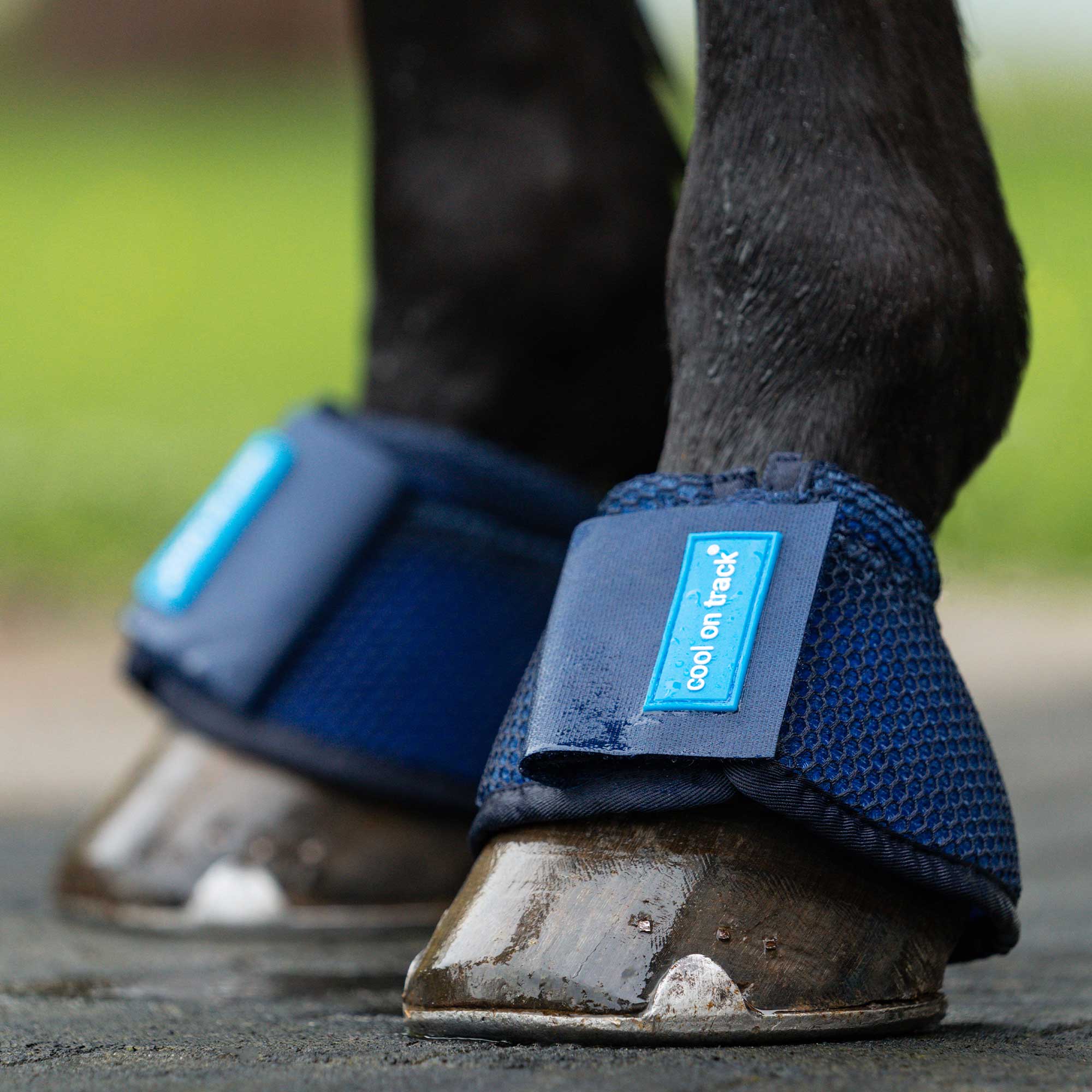 Cool on Track - Cooling Bell Boots