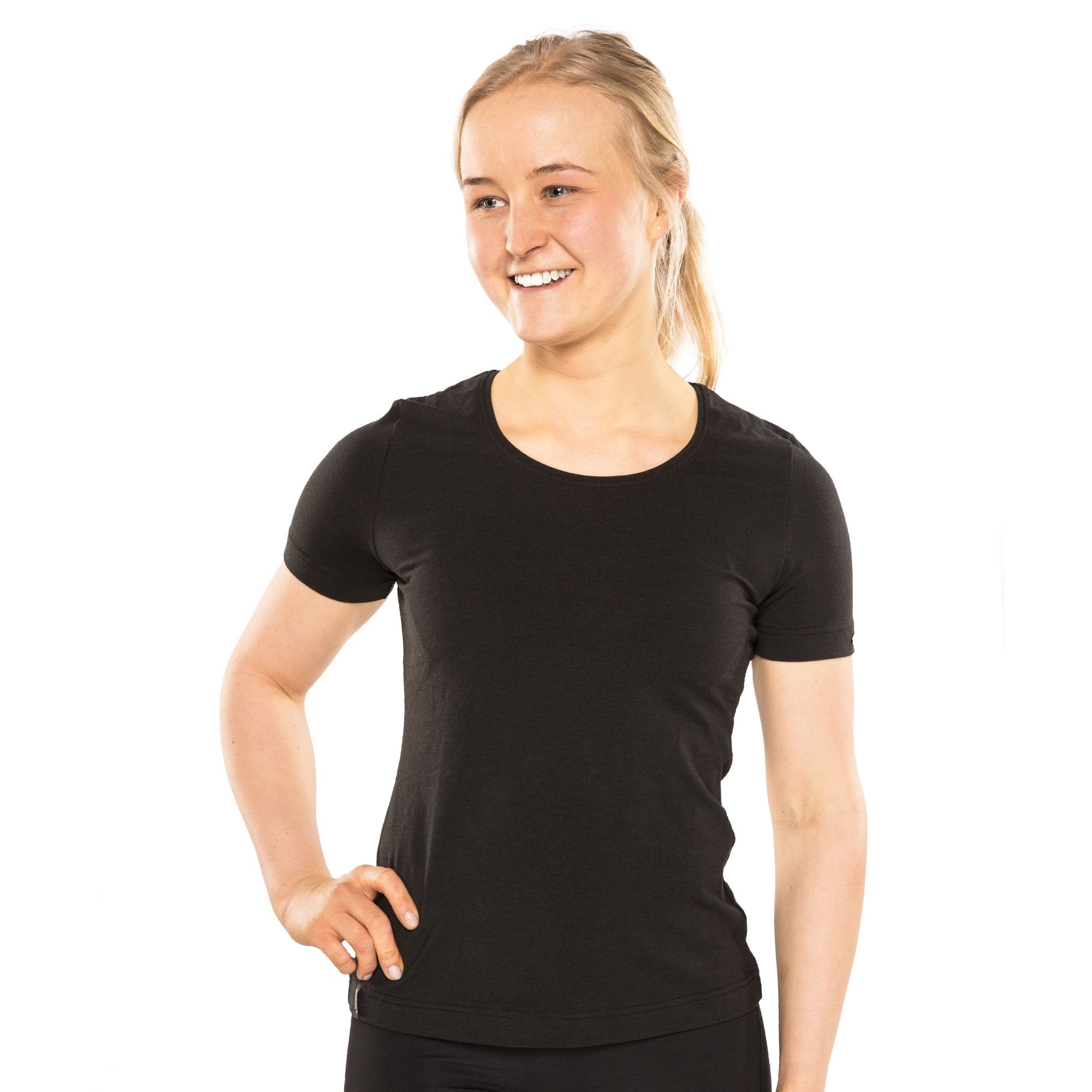 T-shirt Maria - Back on Track Sverige (5300136018075)