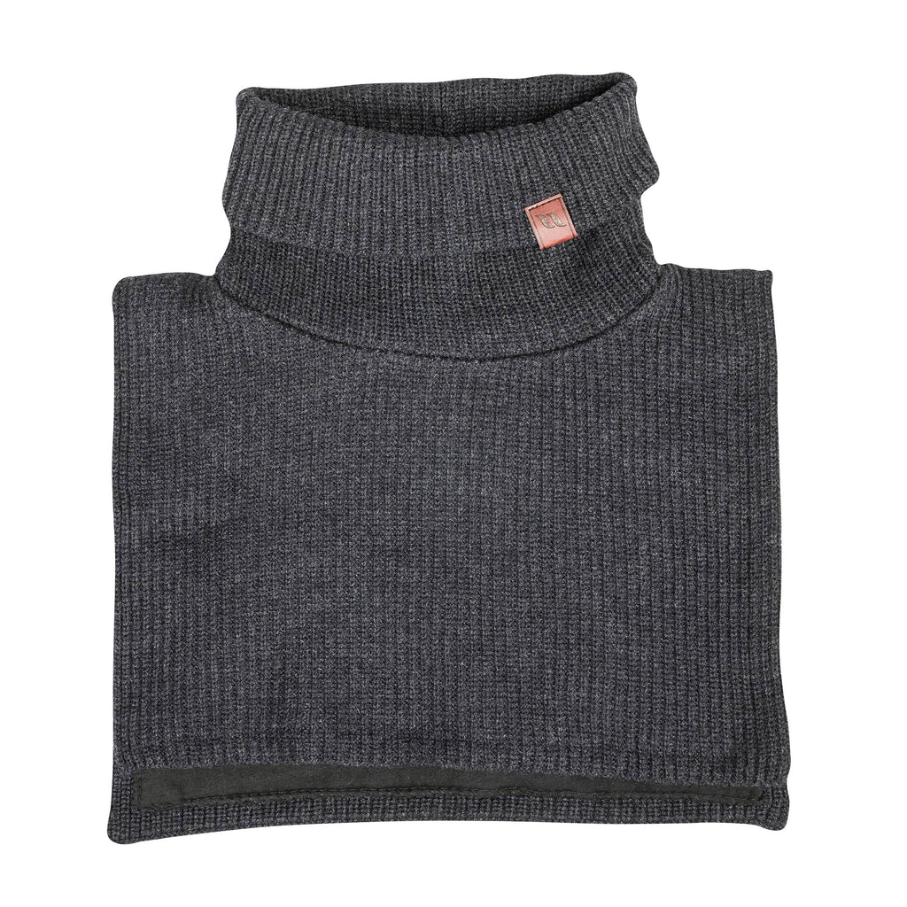 "Eli" turtleneck collar