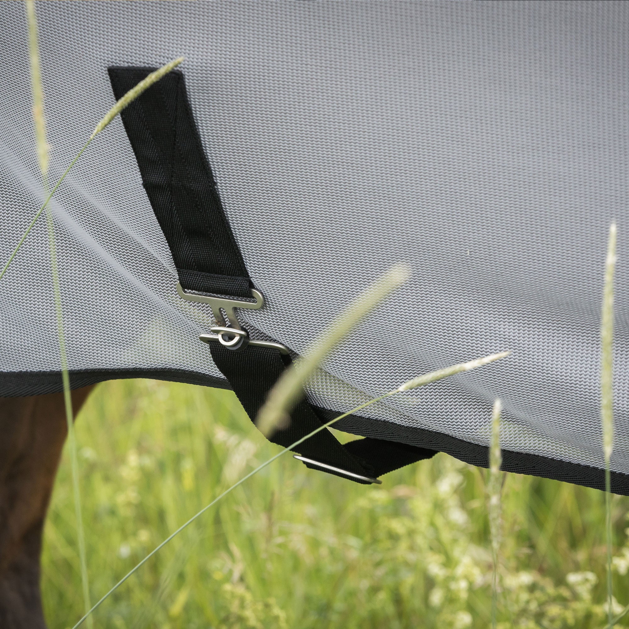 "Buzter" Fly Rug with Neck