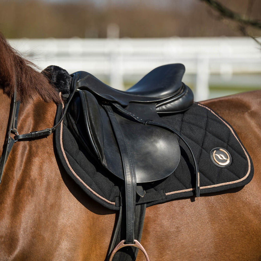 "Haze Collection" Saddle Pad Jumping - Black Rose