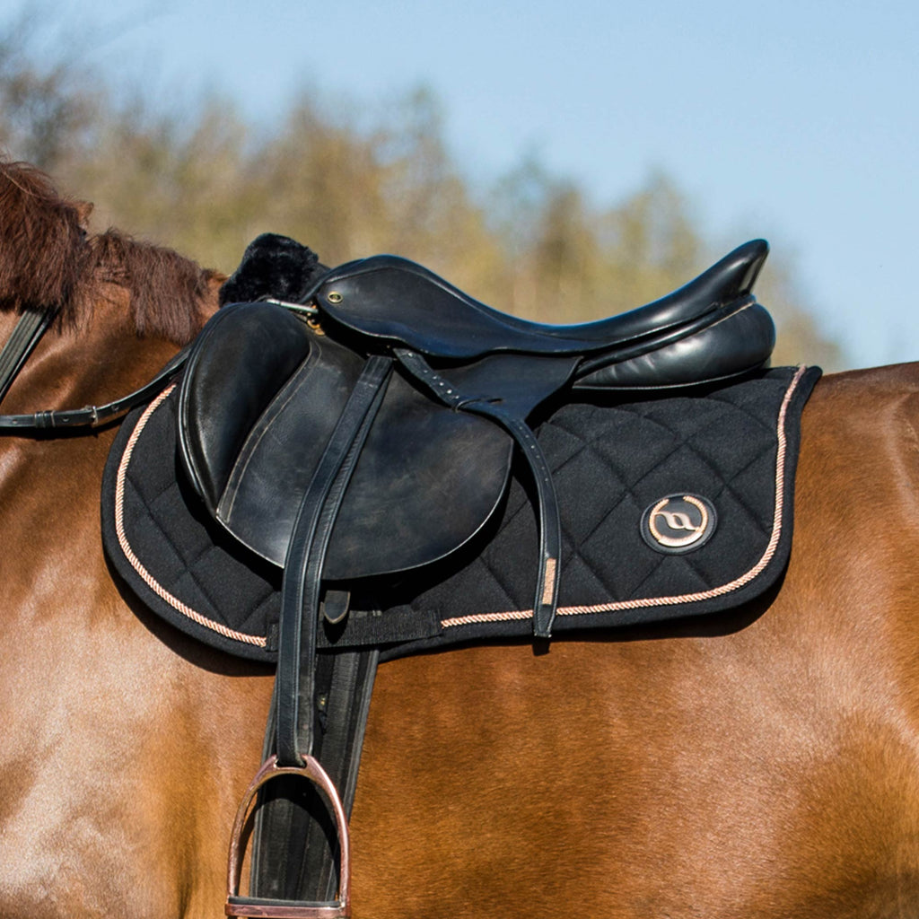 "Haze Collection" Saddle Pad Jumping - Black Rose